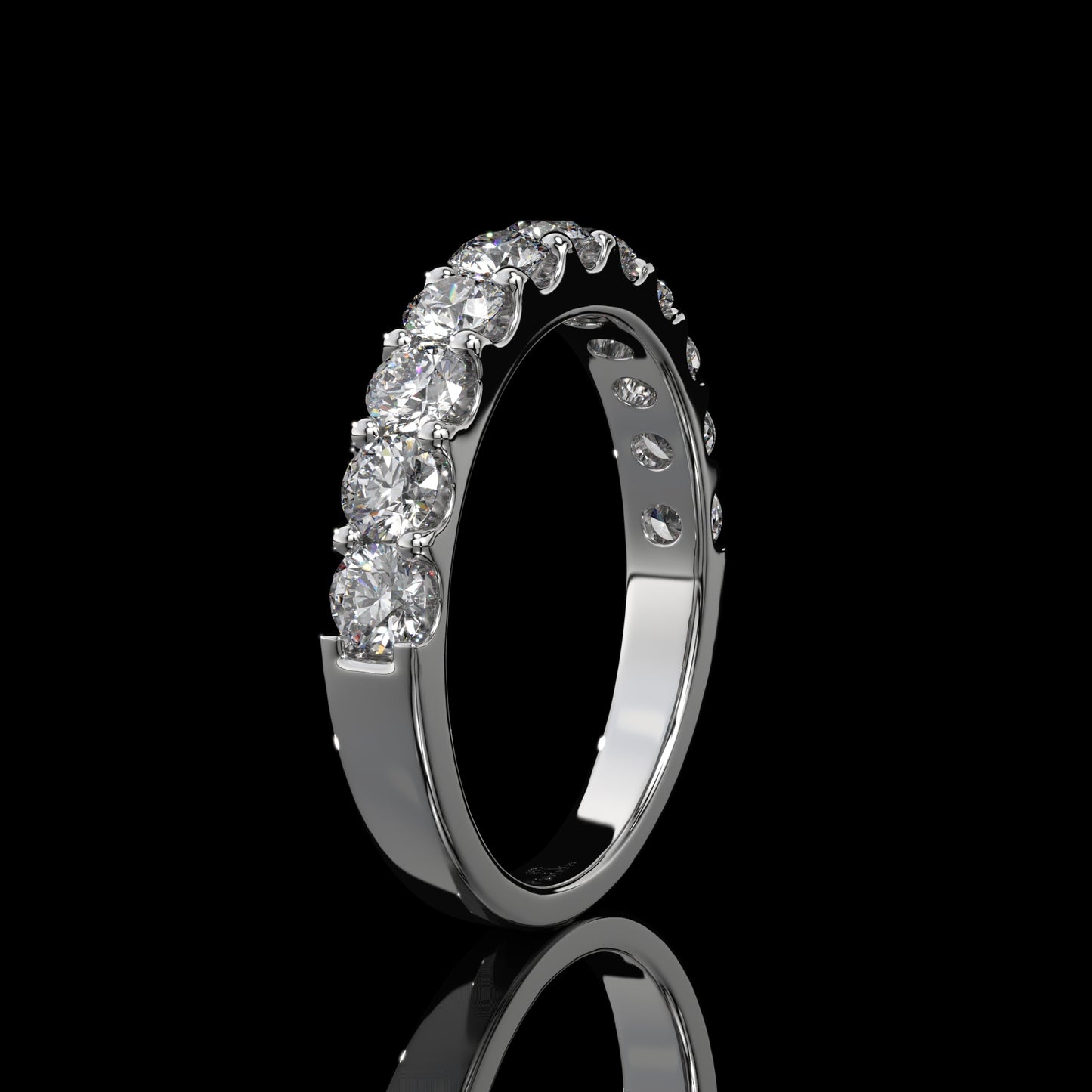 Round Brilliant Lab Diamond Wedding Band